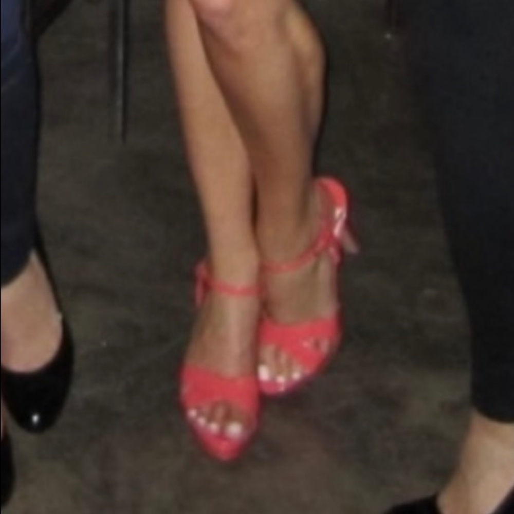 Miu Miu size 37 amazing gorgeous coral sandals - Picture 6 of 6